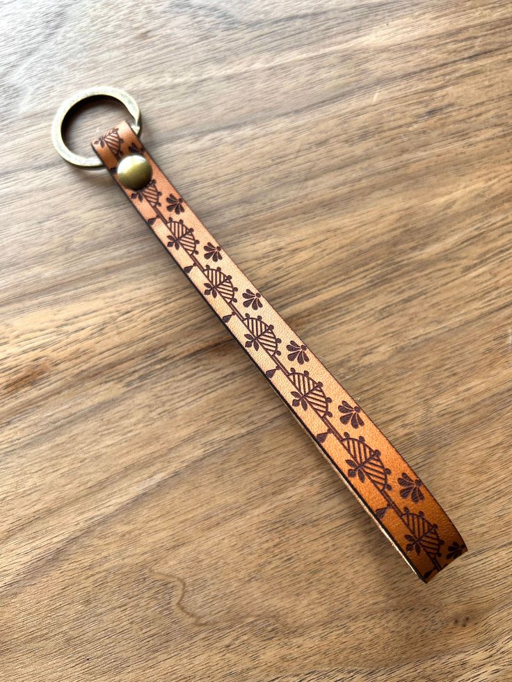 Bracelet en cuir fin de style vintage en gros