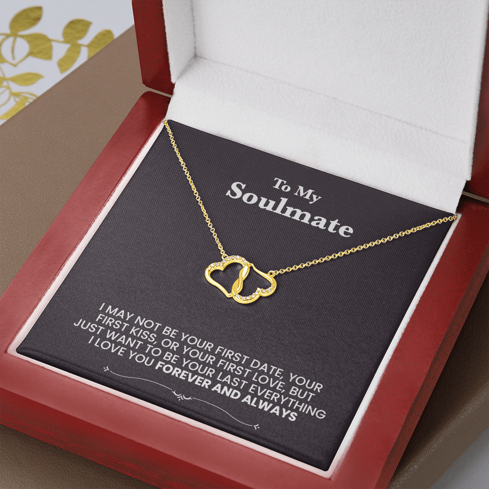 Collier 2 cœurs en or 14 carats avec message personnalisé pour l'âme sœur